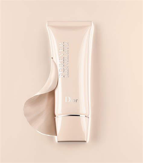 Dior Skin Veil SPF20 